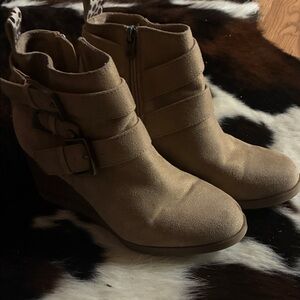Stylish Tan Ankle Booties with Buckle Accents